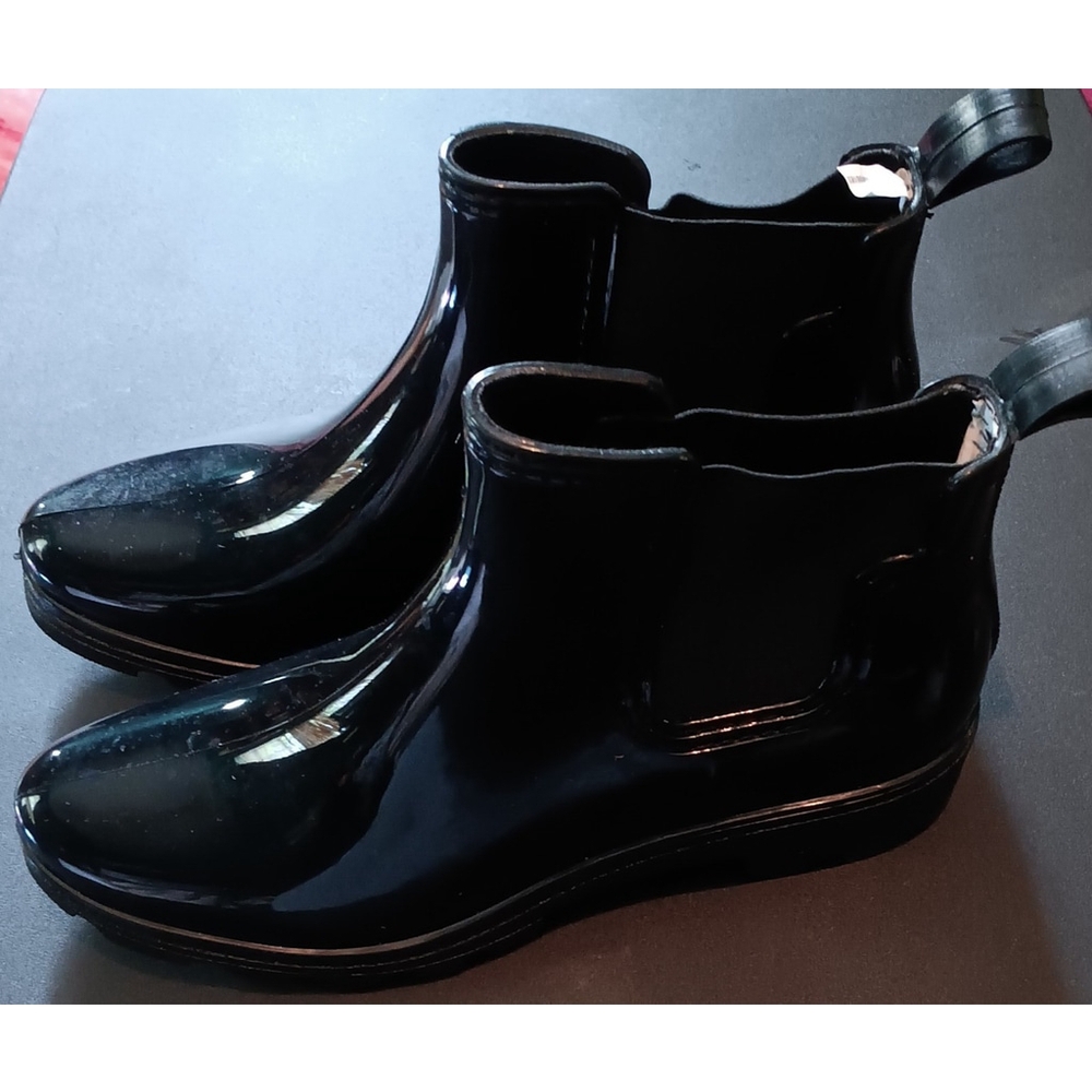 Capelli New York Womans rain boots